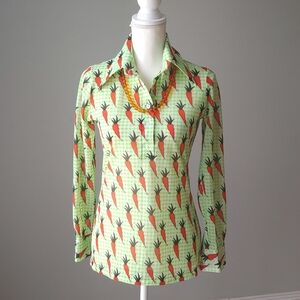 VINTAGE | RARE Carrot Print Half Button Blouse Top